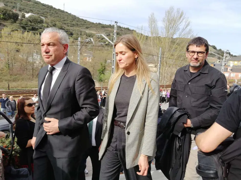 Funeral por David &Aacute;lvarez, el minero de 33 fallecido el lunes, en Torre del Bierzo. / LEON24HORAS
