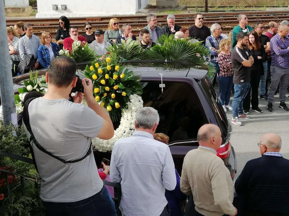 Funeral por David &Aacute;lvarez, el minero de 33 fallecido el lunes, en Torre del Bierzo. / LEON24HORAS