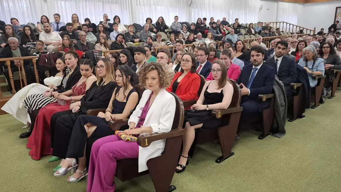 Acto de graduaci&oacute;n de la Facultad de Filosof&iacute;a y Letras de la Universidad de Le&oacute;n. / PRENSA ULE