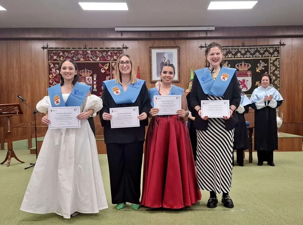 Acto de graduaci&oacute;n de la Facultad de Filosof&iacute;a y Letras de la Universidad de Le&oacute;n. / PRENSA ULE