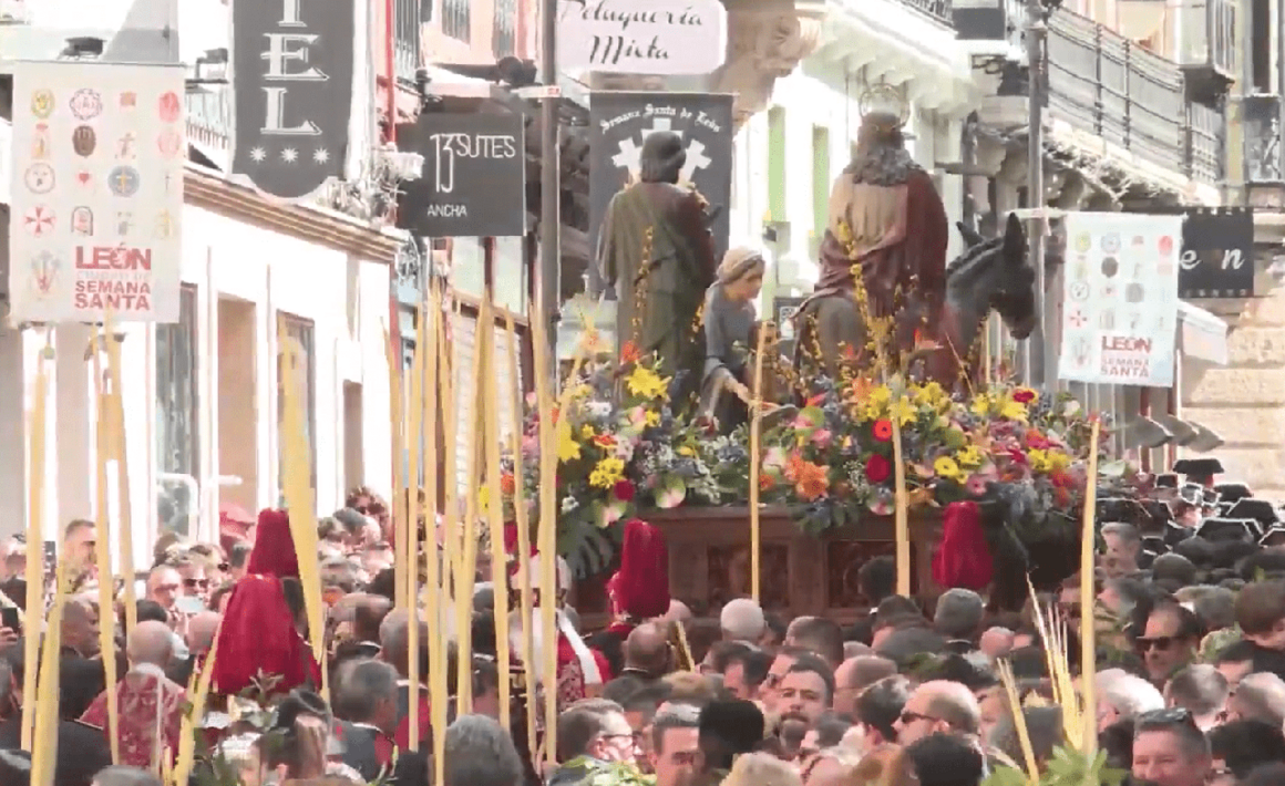 procesi&oacute;n de la Bendici&oacute;n de los Ramos que organiza la Junta Mayor de Samana Santa de Le&oacute;n 2025.