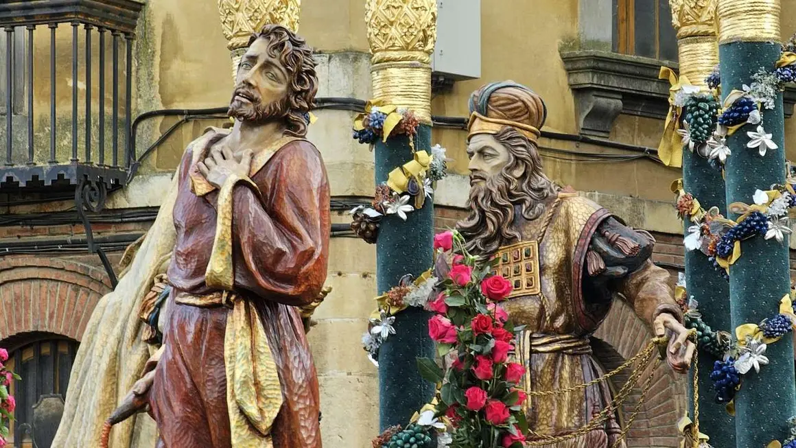 Procesi&oacute;n del Cristo del Gran Poder de Le&oacute;n 2025. / LE&Oacute;N24HORAS