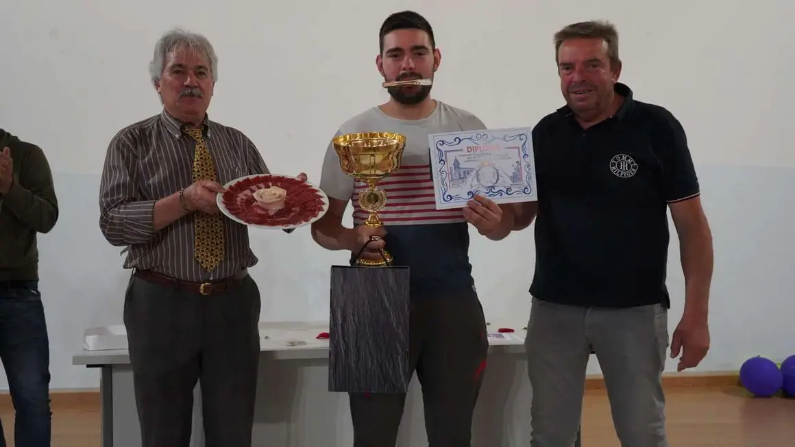 Bercianos del Real Camino acogi&oacute; este s&aacute;bado el 39&ordm; Campeonato Nacional del Juego de los Chinos. / LE&Oacute;N24HORAS
