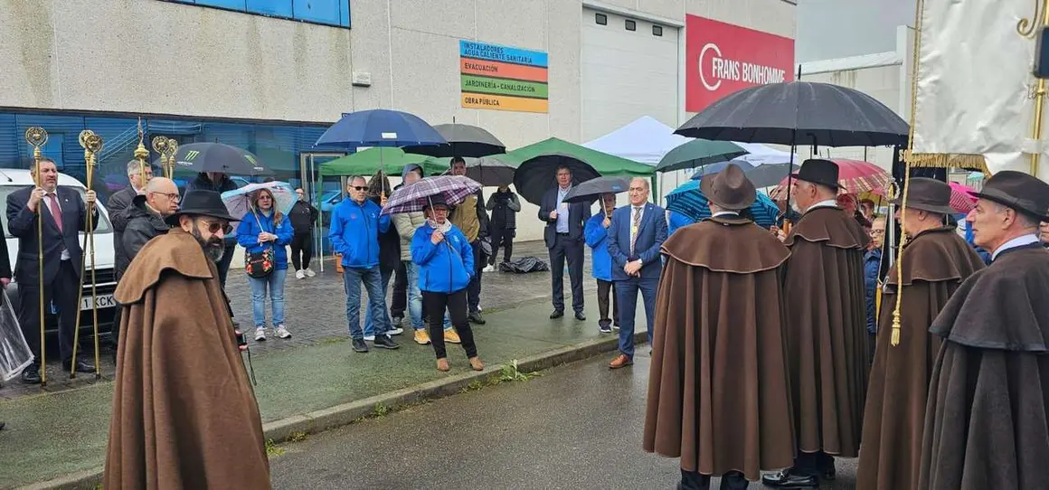 La romer&iacute;a del Voto a la Virgen del Camino volvi&oacute; a cumplir. / LE&Oacute;N24HORAS 