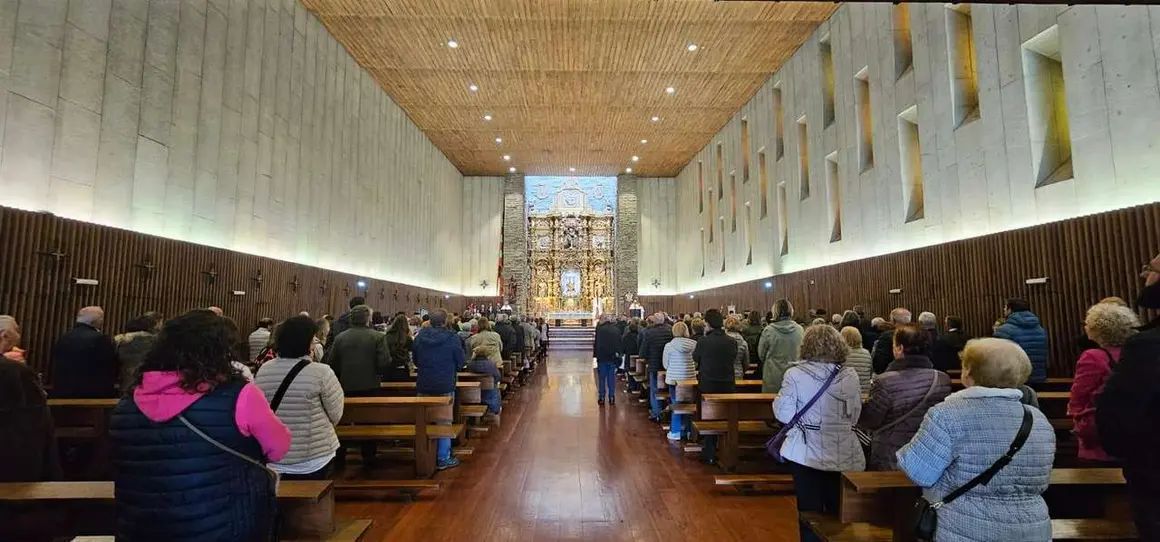 La romer&iacute;a del Voto a la Virgen del Camino volvi&oacute; a cumplir. / LE&Oacute;N24HORAS 