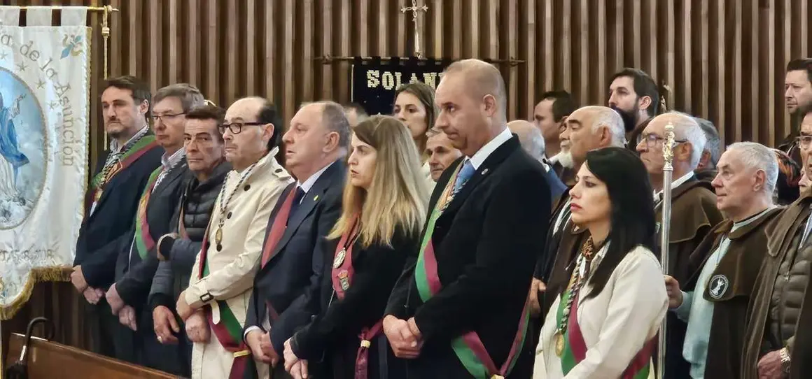 La romer&iacute;a del Voto a la Virgen del Camino volvi&oacute; a cumplir. / LE&Oacute;N24HORAS 