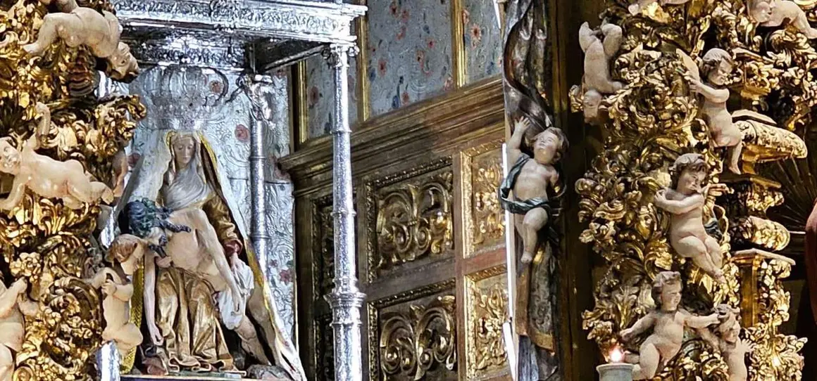 La romer&iacute;a del Voto a la Virgen del Camino volvi&oacute; a cumplir. / LE&Oacute;N24HORAS 