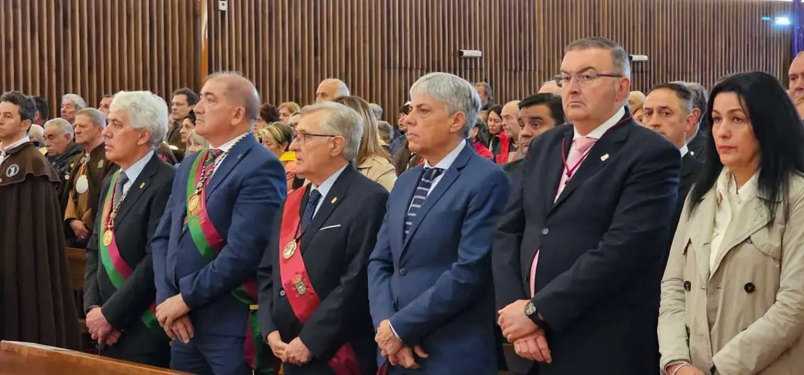 La romer&iacute;a del Voto a la Virgen del Camino volvi&oacute; a cumplir. / LE&Oacute;N24HORAS 