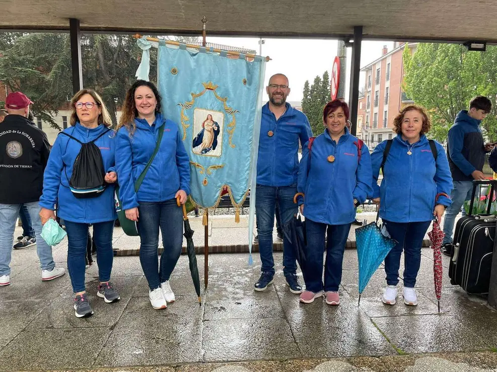 La romer&iacute;a del Voto a la Virgen del Camino volvi&oacute; a cumplir. / LE&Oacute;N24HORAS 