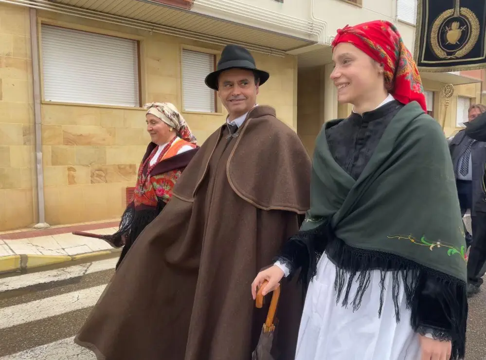La romer&iacute;a del Voto a la Virgen del Camino volvi&oacute; a cumplir. / LE&Oacute;N24HORAS 