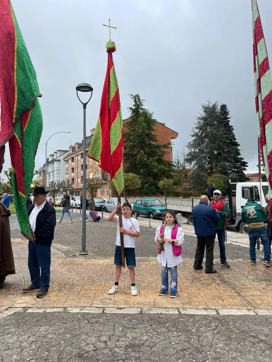 La romer&iacute;a del Voto a la Virgen del Camino volvi&oacute; a cumplir. / LE&Oacute;N24HORAS 