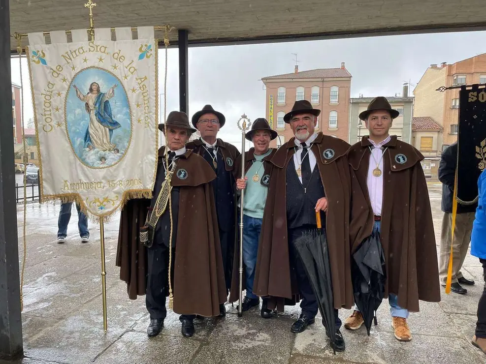 La romer&iacute;a del Voto a la Virgen del Camino volvi&oacute; a cumplir. / LE&Oacute;N24HORAS 