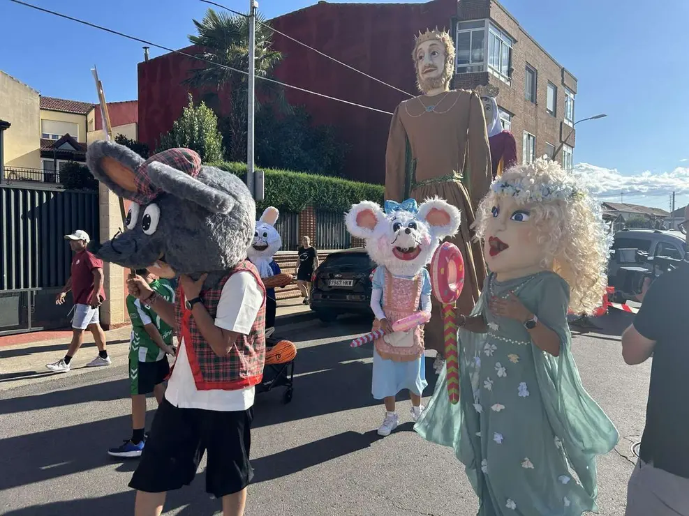 Pre-fiestas Santa Mar&iacute;a del Paramo 2025. LE&Oacute;N 24 HORAS.