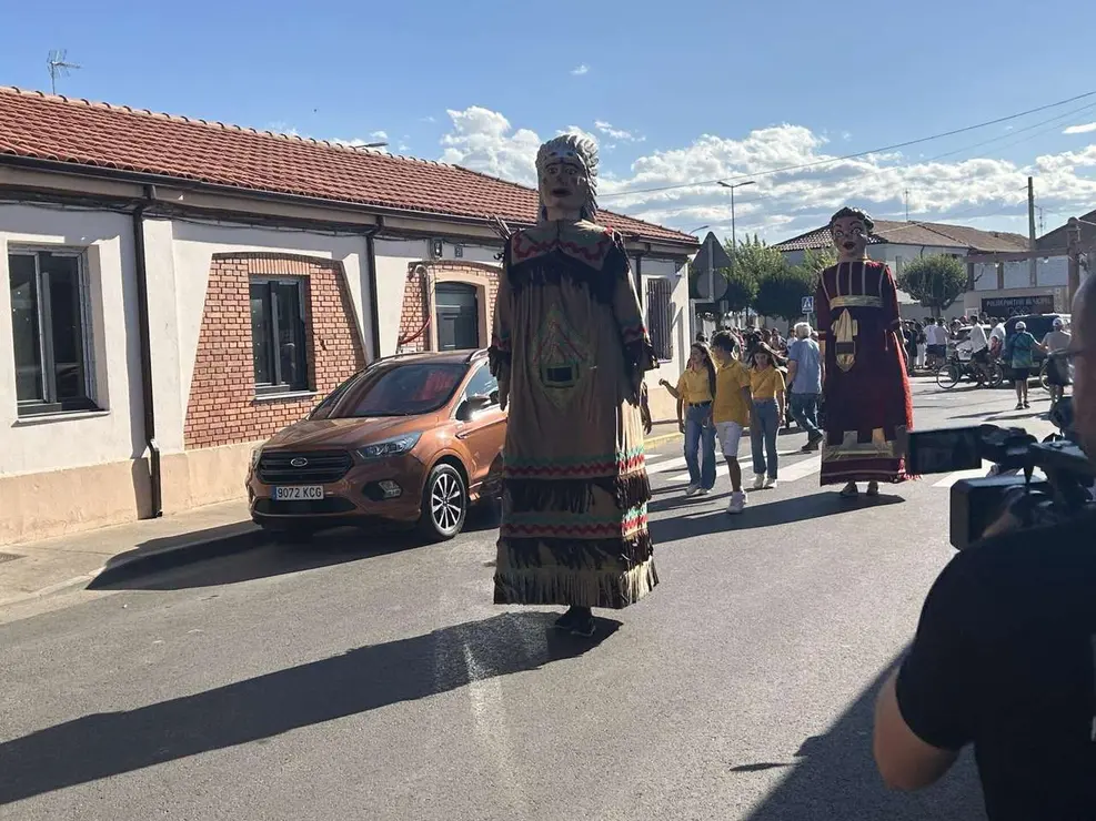 Pre-fiestas Santa Mar&iacute;a del Paramo 2025. LE&Oacute;N 24 HORAS.