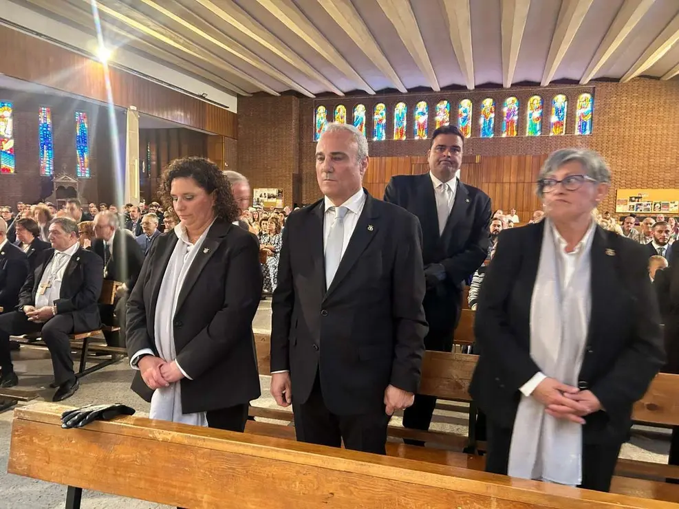 Acto de toma de posesi&oacute;n de M&oacute;nica Urdiales como nueva abadesa de la Cofrad&iacute;a del Cristo del Gran Poder. Le&oacute;n 24 Horas