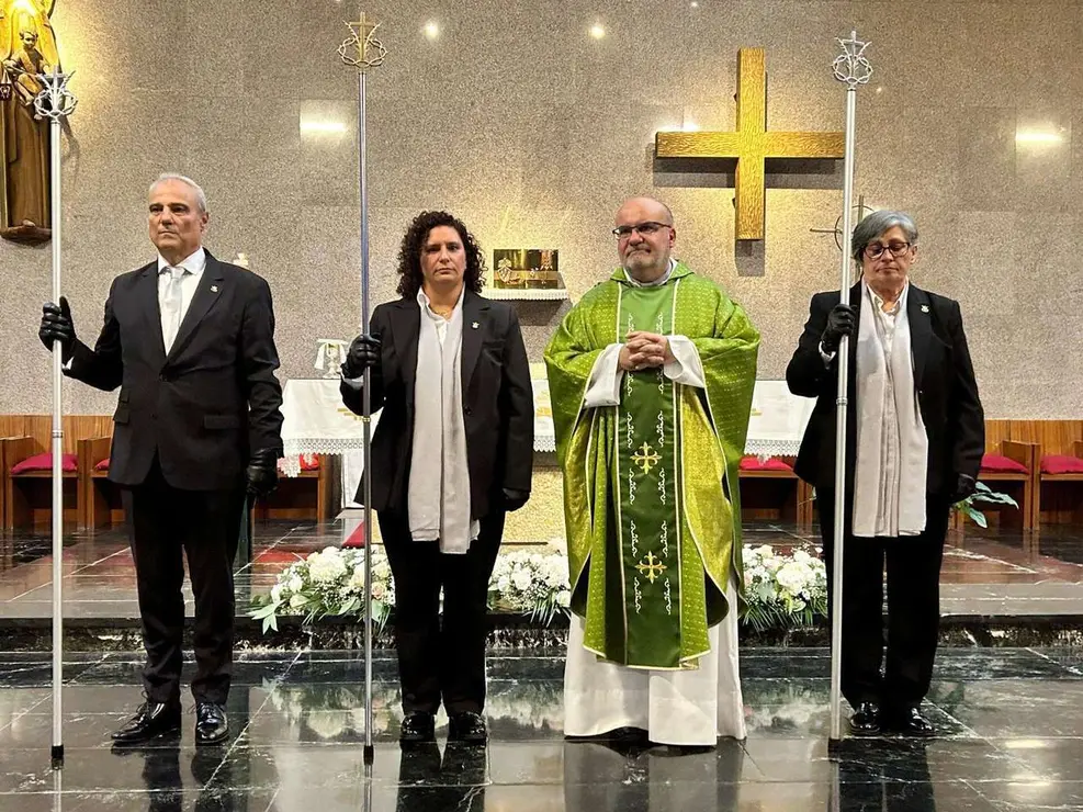 Acto de toma de posesi&oacute;n de M&oacute;nica Urdiales como nueva abadesa de la Cofrad&iacute;a del Cristo del Gran Poder. Le&oacute;n 24 Horas