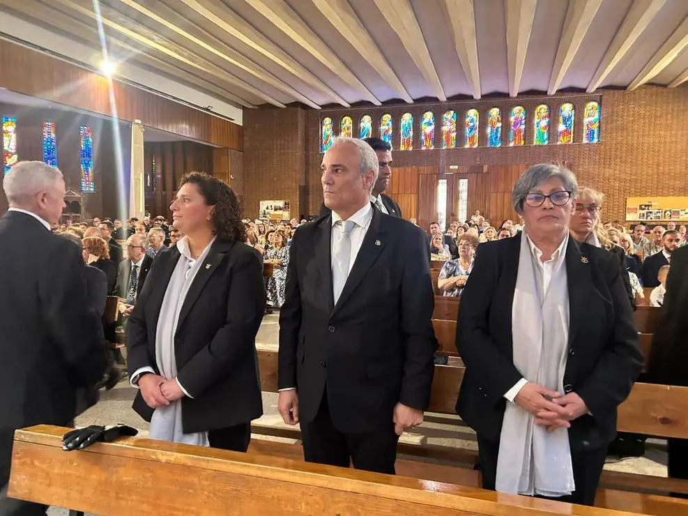 Acto de toma de posesi&oacute;n de M&oacute;nica Urdiales como nueva abadesa de la Cofrad&iacute;a del Cristo del Gran Poder. Le&oacute;n 24 Horas