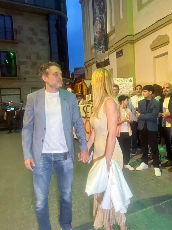 Llegada de los protagonistas y personalidades al Festival de Cine de Astorga en el Teatro Gull&oacute;n. Fotos: Le&oacute;n 24 Horas