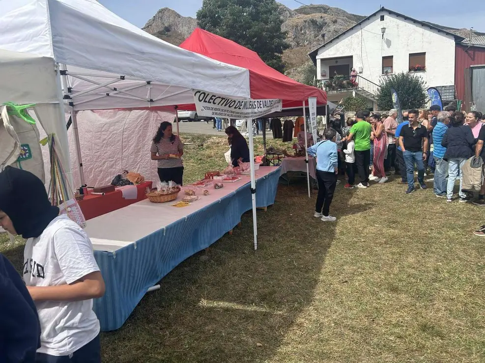 Vecinos y visitantes disfrutaron de la feria ganadera y los actos del Cristo de Valdelugueros 2025. Le&oacute;n 24 horas.