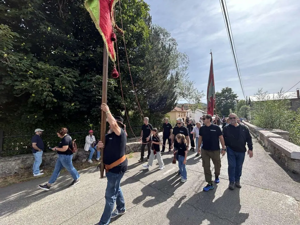 Vecinos y visitantes disfrutaron de la feria ganadera y los actos del Cristo de Valdelugueros 2025. Le&oacute;n 24 horas.