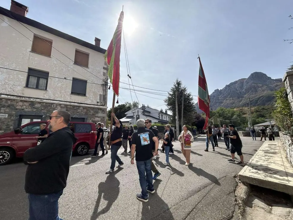 Vecinos y visitantes disfrutaron de la feria ganadera y los actos del Cristo de Valdelugueros 2025. Le&oacute;n 24 horas.