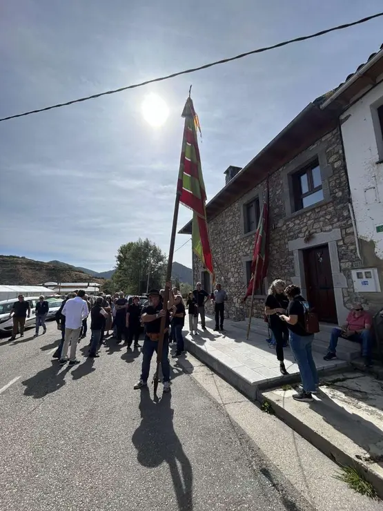 Vecinos y visitantes disfrutaron de la feria ganadera y los actos del Cristo de Valdelugueros 2025. Le&oacute;n 24 horas.