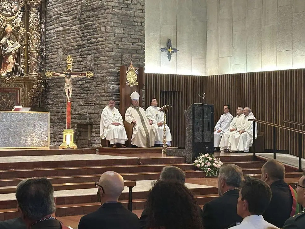 Misa de la festividad de la Virgen del Camino. Le&oacute;n 24 horas
