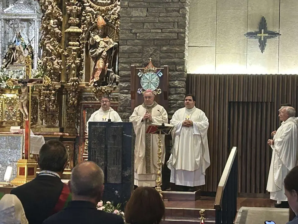 Misa de la festividad de la Virgen del Camino. Le&oacute;n 24 horas