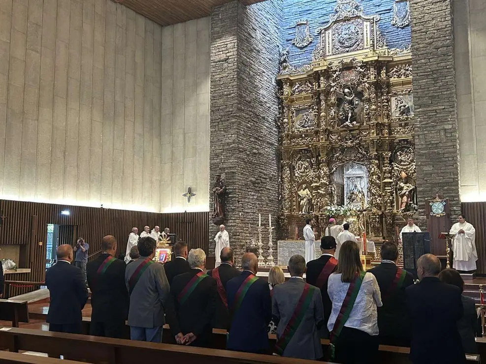 Misa de la festividad de la Virgen del Camino. Le&oacute;n 24 horas