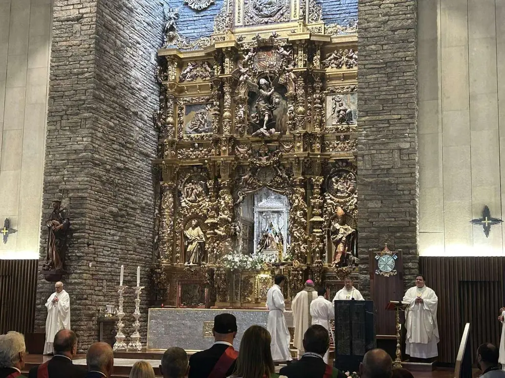 Misa de la festividad de la Virgen del Camino. Le&oacute;n 24 horas