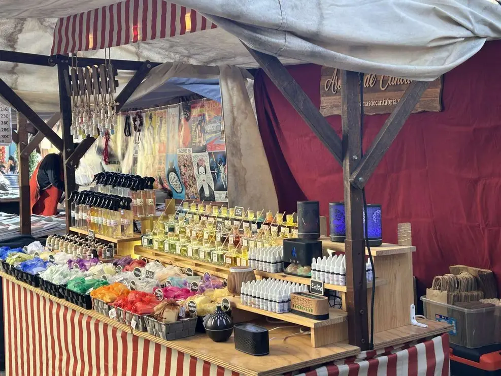 Mercado de las Tres Culturas en Le&oacute;n 2025