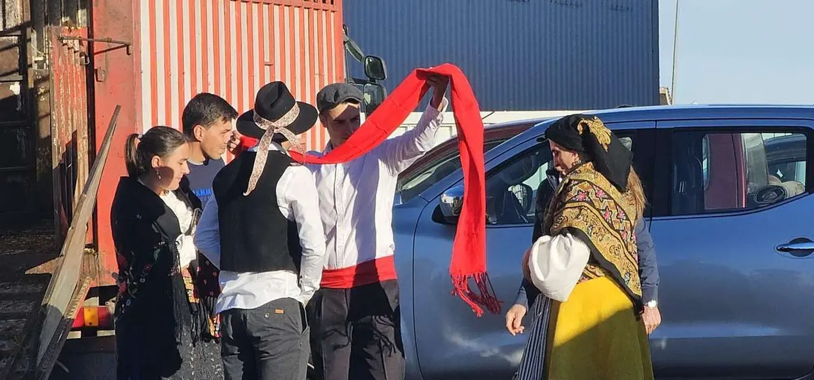 Pendones, carros y romeros participaron un a&ntilde;o m&aacute;s en la romer&iacute;a de San Froil&aacute;n | Le&oacute;n 24 Horas