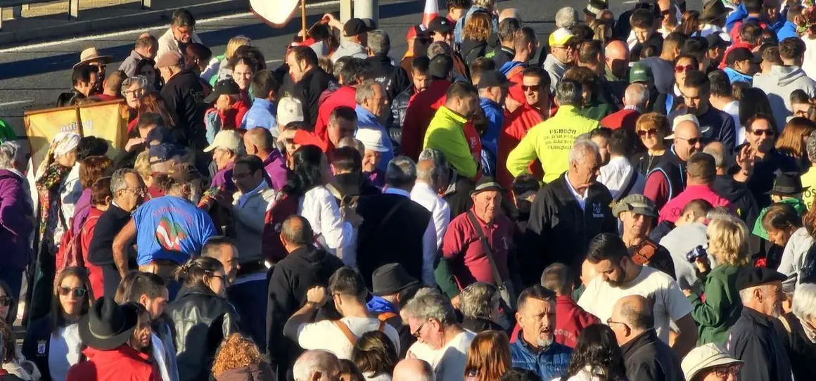 Pendones, carros y romeros participaron un a&ntilde;o m&aacute;s en la romer&iacute;a de San Froil&aacute;n | Le&oacute;n 24 Horas