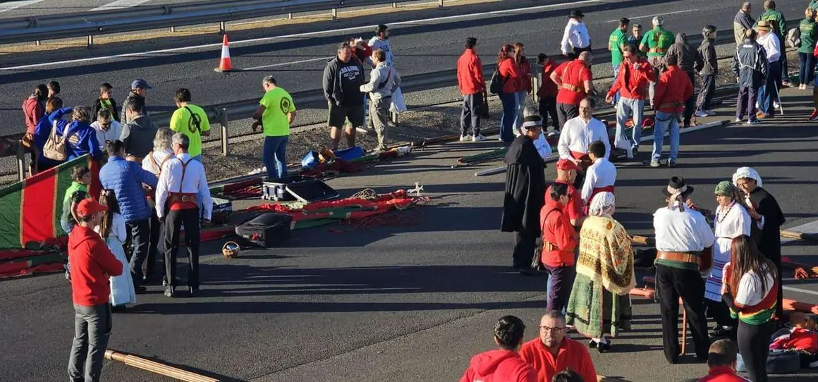 Pendones, carros y romeros participaron un a&ntilde;o m&aacute;s en la romer&iacute;a de San Froil&aacute;n | Le&oacute;n 24 Horas