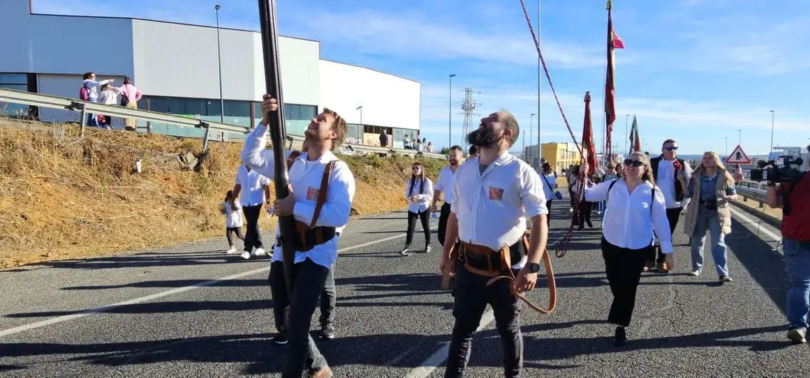 Pendones, carros y romeros participaron un a&ntilde;o m&aacute;s en la romer&iacute;a de San Froil&aacute;n | Le&oacute;n 24 Horas