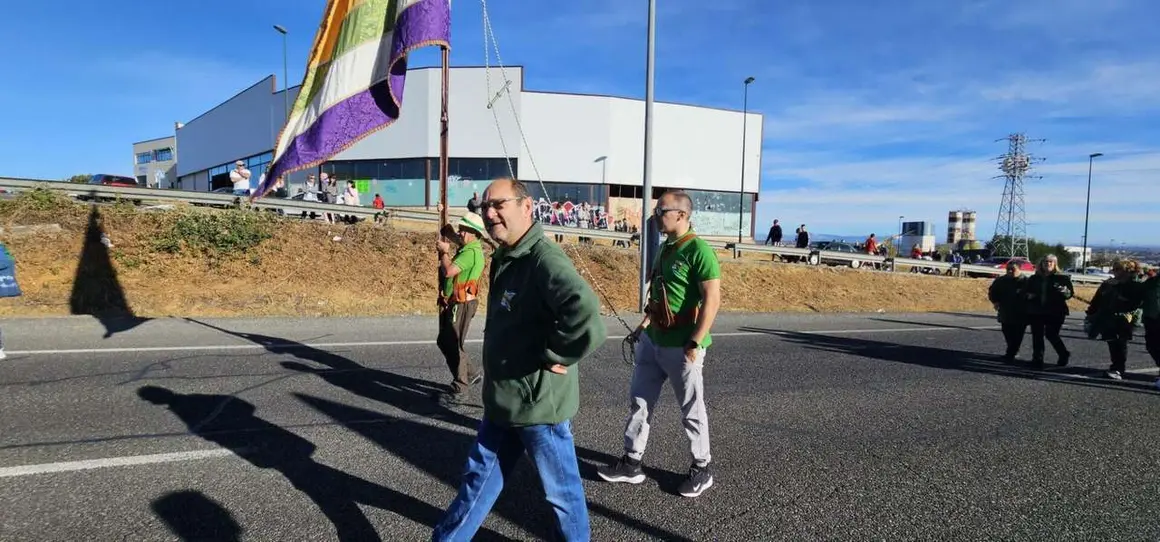 Pendones, carros y romeros participaron un a&ntilde;o m&aacute;s en la romer&iacute;a de San Froil&aacute;n | Le&oacute;n 24 Horas
