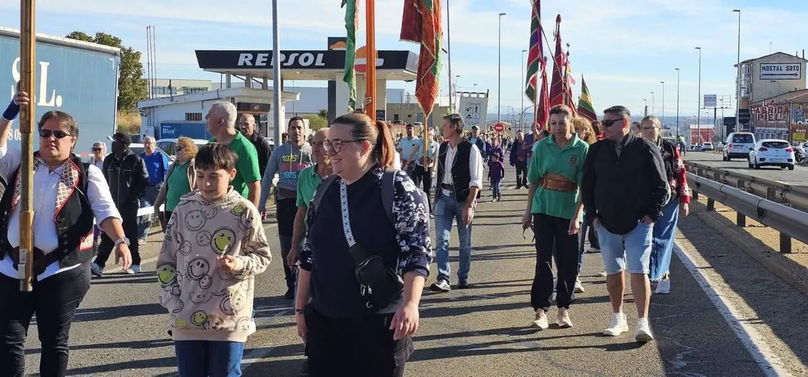 Pendones, carros y romeros participaron un a&ntilde;o m&aacute;s en la romer&iacute;a de San Froil&aacute;n | Le&oacute;n 24 Horas