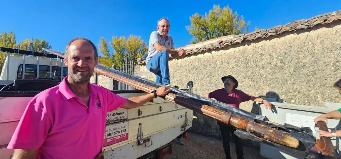 Participantes y visitantes durante la XXV Feria Tradicional de C&aacute;rmenes, que llen&oacute; el municipio de color, m&uacute;sica y tradici&oacute;n. | Le&oacute;n 24 Horas