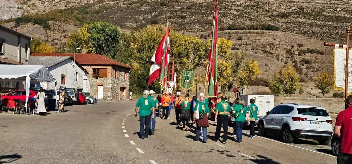 Participantes y visitantes durante la XXV Feria Tradicional de C&aacute;rmenes, que llen&oacute; el municipio de color, m&uacute;sica y tradici&oacute;n. | Le&oacute;n 24 Horas