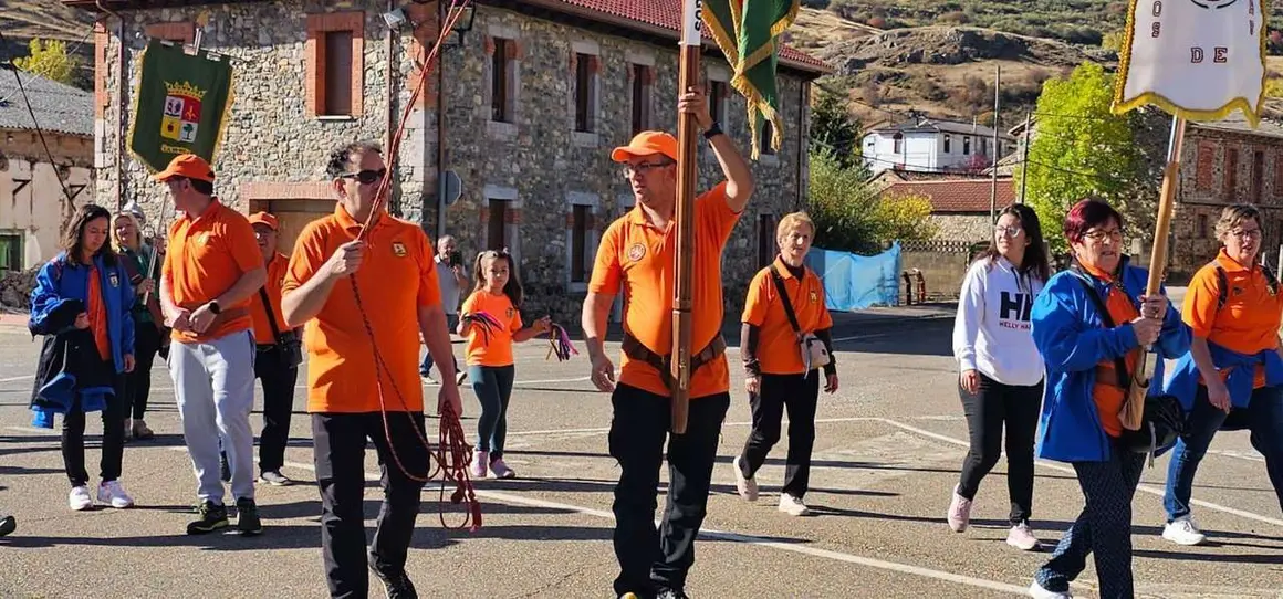 Participantes y visitantes durante la XXV Feria Tradicional de C&aacute;rmenes, que llen&oacute; el municipio de color, m&uacute;sica y tradici&oacute;n. | Le&oacute;n 24 Horas