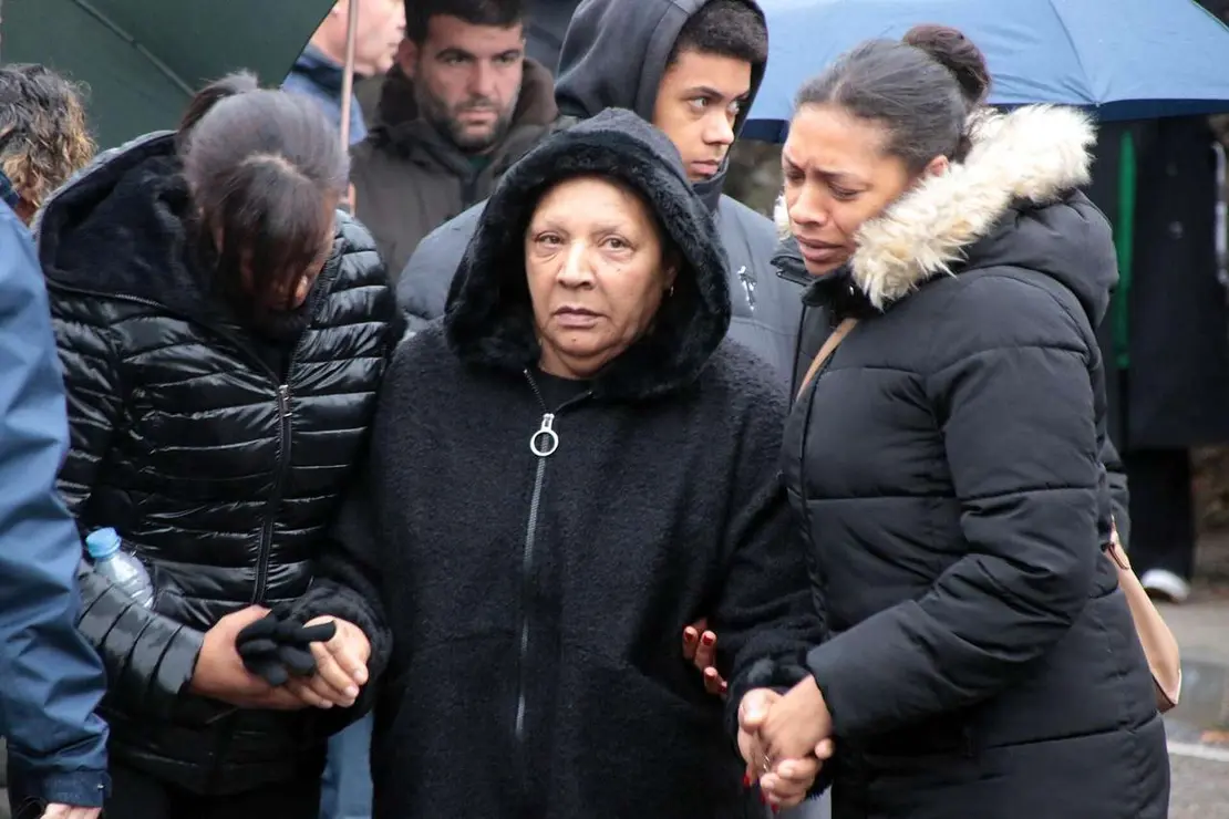 Salida del funeral por Anilson Soares, fallecido en el accidente de Cangas del Narcea. Peio Garc&iacute;a (ICAL)
