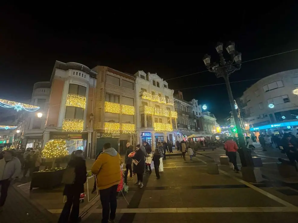 Luces de Navidad de La Ba&ntilde;eza. Le&oacute;n 24 horas.