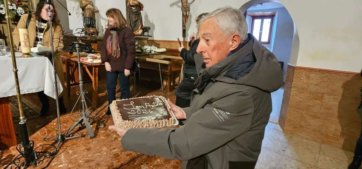 San Ant&oacute;n en Algadefe, con la tradicional subasta de tartas tras los actos del d&iacute;a. | Le&oacute;n 24 Horas