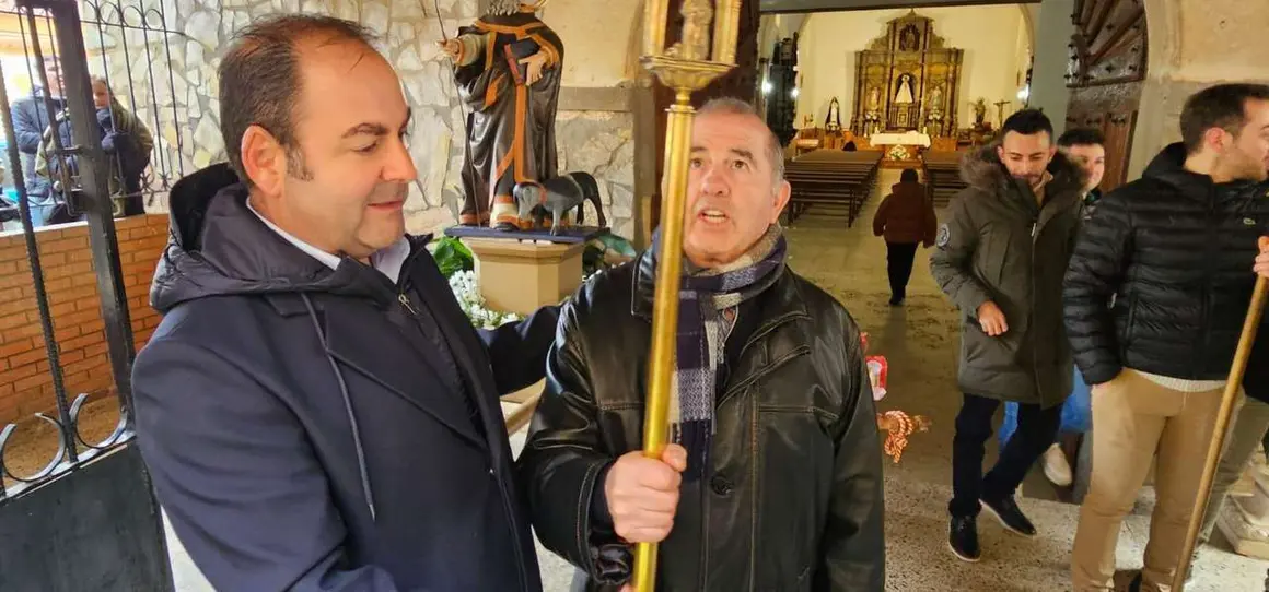 San Ant&oacute;n en Algadefe, con la tradicional subasta de tartas tras los actos del d&iacute;a. | Le&oacute;n 24 Horas