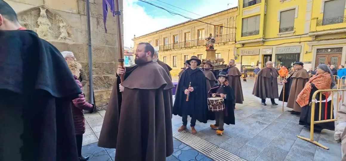 San Ant&oacute;n en el entorno de San Marcelo, este domingo en el centro de Le&oacute;n. Foto: Le&oacute;n 24 Horas
