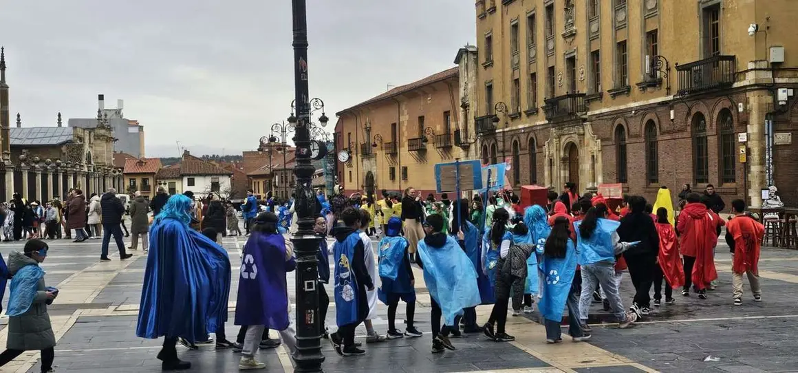 LE&Oacute;N24HORAS