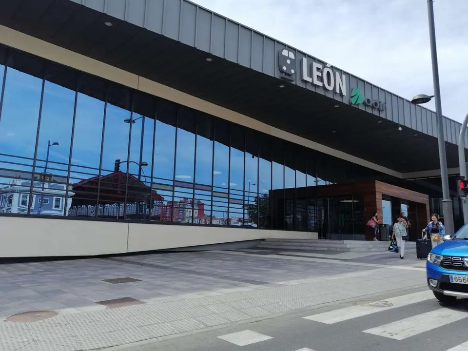 La estaci&oacute;n de trenes de Le&oacute;n.
