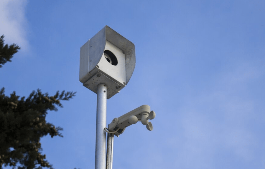 En primeros meses del a&ntilde;o, 13.501 denuncias fueron emitidas a trav&eacute;s de radares fijos de p&oacute;rtico, y 3.186 mediante radar m&oacute;vil.