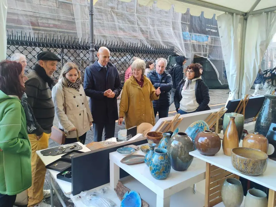 Diez y Orejas en la inauguraci&oacute;n de la Feria de Alfarer&iacute;a de 2024. | &Oacute;.Q.