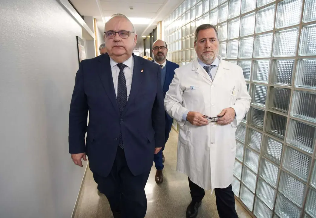 El consejero de Sanidad, Alejandro V&aacute;zquez, visita el hospital comarcal El Bierzo de Ponferrada